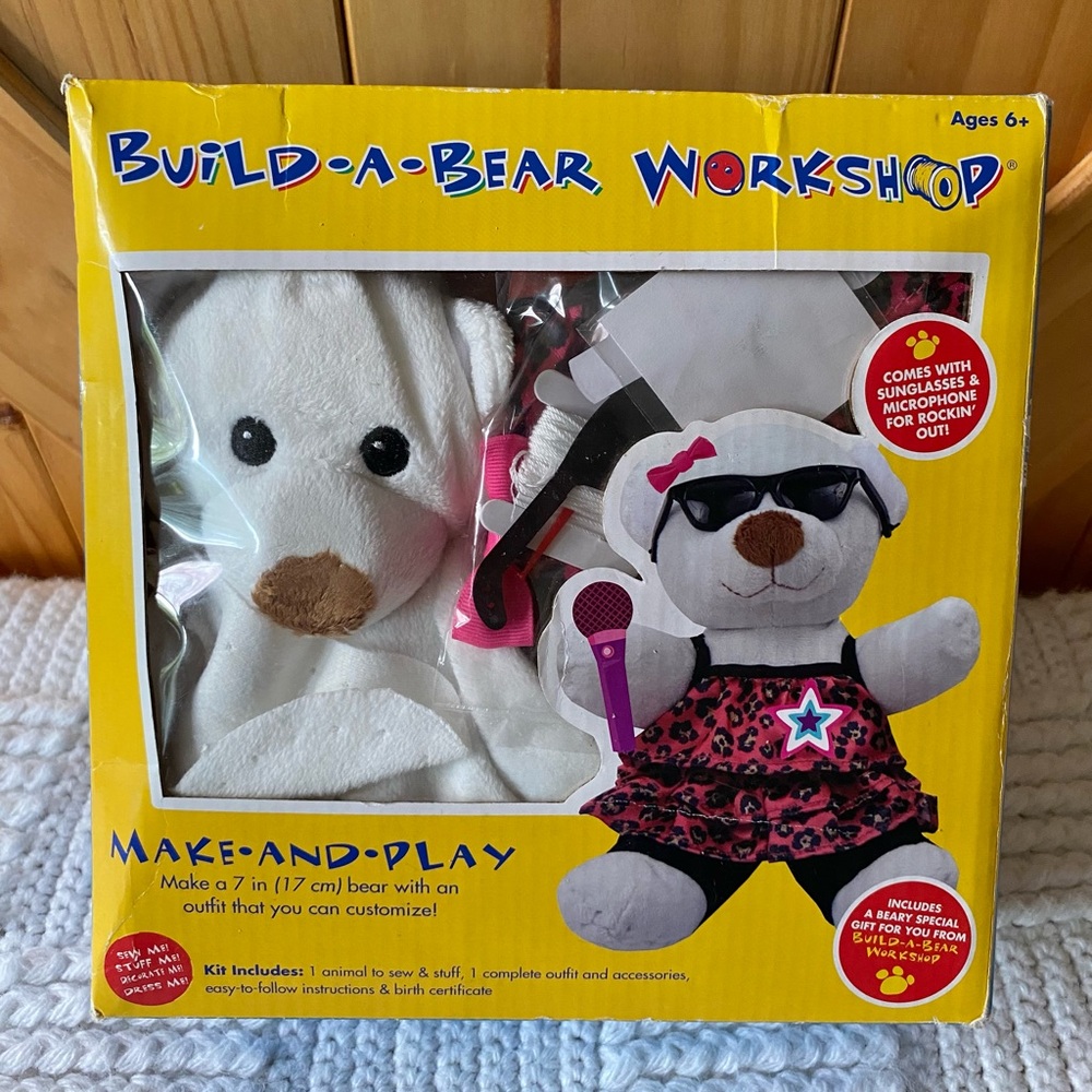 Build-A-Bear Workshop Make and Play Polar Bear